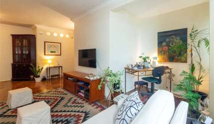 Itaim Bibi / 3 dorm. ( 1 suíte) / sala em L / dep. de empr. / 1 vaga