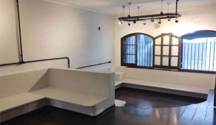 CASA RESIDENCIAL/COMERCIAL PARA VENDA/LOCAÇÃO EM PINHEIROS COM 224M²