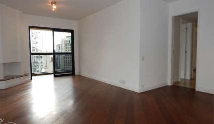 Apartamento na Vila Nova conceição com 116m², 03 Dormitórios sendo 1 suíte e 2 vagas.
