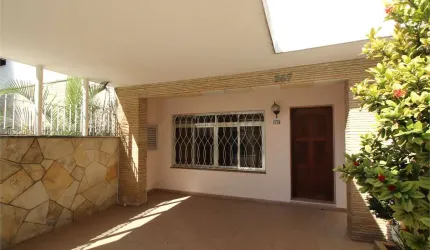 SOBRADO COM 03 DORMITORIOS - 200MTS  DO PARQUE DA ACLIMAÇÃO E DA ESCOLA PUERI DOMUS ACLIMAÇÃO