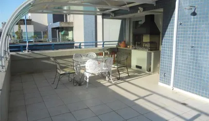 Ótima cobertura duplex no Brooklin Novo, 252 m² de AU, 3 vagas!