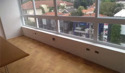 Apartamento à venda com 84m² e 2 dormitórios