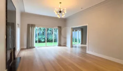 Casa-São Paulo-JARDIM AMÉRICA | Ref.: REO386770