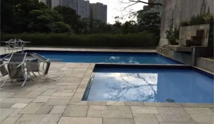 Apartamento-São Paulo-MORUMBI | Ref.: REO374908