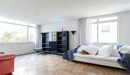 Oportunidade : Apt de 167m2 no Jd. Paulista