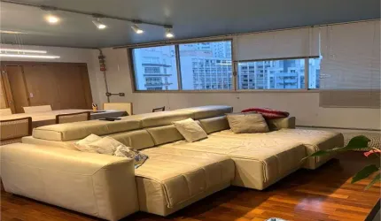 Apartamento com 2 dormitórios, 1 suíte, ampla sala na Bela Vista
