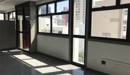 Sala Comercial na região do Paraíso
