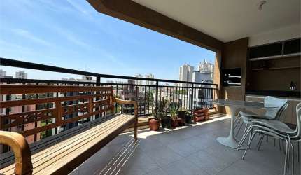 Apartamento de  136 m2 | 4 quartos | 4 vagas |  Varanda Gourmet