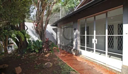 CASA TERREA NA VILA MARIANA, 500 MTS DA ESTAÇÃO METRO VILA MARIANA- RESIDENCIAL OU COMERCIAL 300 M²