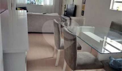 Casa térrea com renda. Oportunidade incrível para seu investimento.