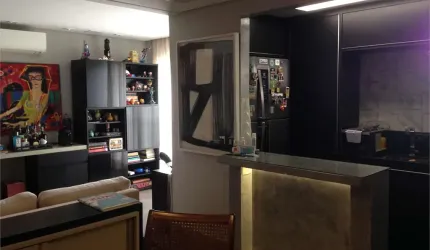 Apartamento duplex mobiliado