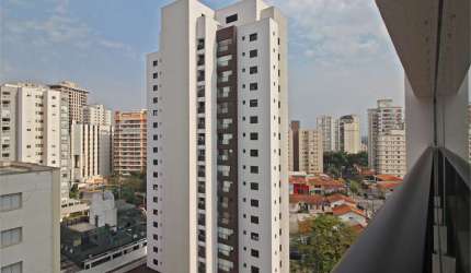 Lindo Condomínio Clube  100m2 Campo Belo