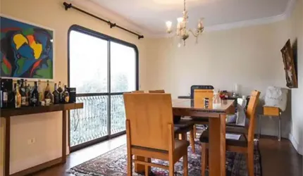 180m²  3 suítes