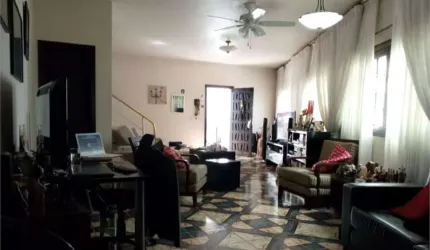 Sobrado a Venda na Saúde,  com 336 m²