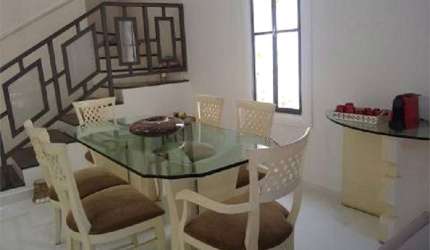Casa à venda no Brooklin de 165m² com 3 dormitórios, 1 suíte e 2 vagas.