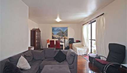 Apartamento 126m2, 3 dormitórios, 1 suíte, 3 toaletes, 2 vagas, lazer completo em Perdizes.