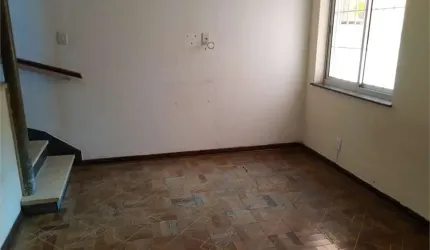 Imóvel comercial/residencial ótimo investimento, vale a pena conferir!!!!!