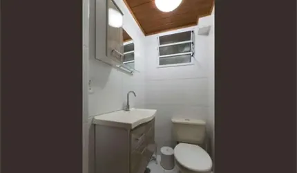 Casa à venda com 500m², 7 quartos e 4 vagas na V. Mariana.