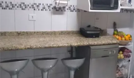 Amplo apartamento em Perdizes.
