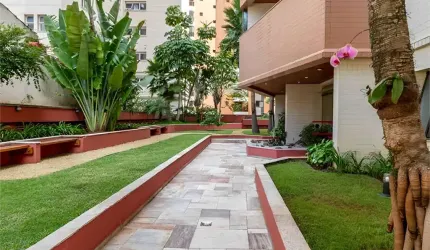 Apartamento amplo no coração da Vila Mariana em condomínio super agradável