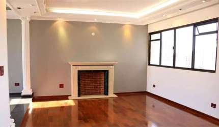 Apartamento à venda com 142m², 3 quartos