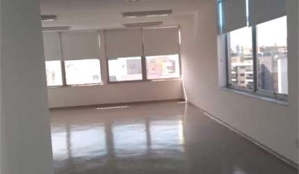 Excelentes salas comerciais à venda no Jardim Paulista.
