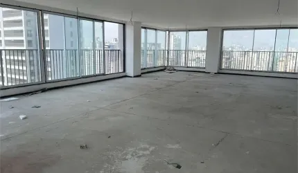 Apartamento Garden Novo em Moema - 547m², 4 Suítes, 4 Vagas e Área Externa com Espaço Gourmet