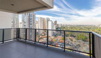 Apartamento com Varanda Gourmet e Vista Maravilhosa