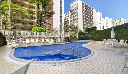 Cobertura Higienópolis - Piscina e churrasqueira 210,54 m², 3 dormitórios (1 suíte) e 2 vagas fixas
