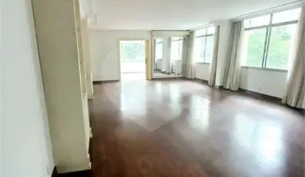 Apartamento de 390m2 no melhor dos Jardins !