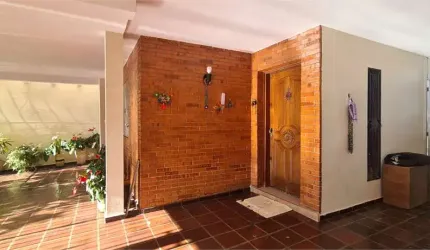 Sobrado com edicula Planalto Paulista