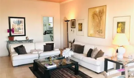 Higienópolis / 2 dorm. (1  suíte) / andar alto / linda vista / face norte / Artacho Jurado