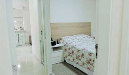 Apartamento no condominio Home Stay, Via Ibirapuera. Totalmente imobiliado. Ao Lado da estação AACD
