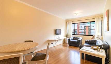 Apartamento excelente em flat no Itaim Bibi