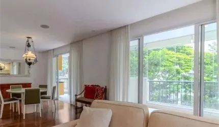 Apartamento de 221m2 , 4 dormitório no Paraiso
