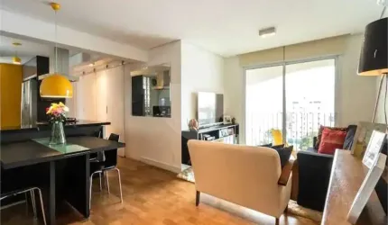 Apto com 2 dorms e 1 vaga em V Nova Conçeição
