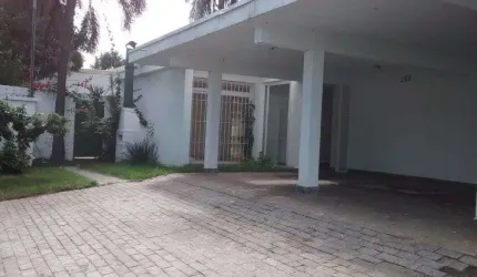 Cidade Jardim , 4 dormitórios , 5 vagas , 900 m² de terreno , 600 de área construída ,