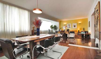 vende apto com sala ampla com metragem de aproximadamente de 100 metros quadrados