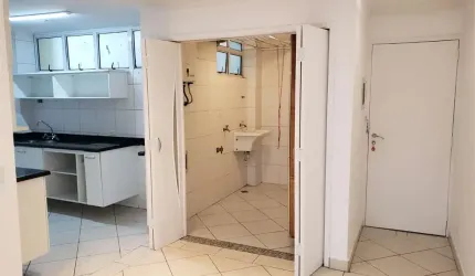 Oportunidade na Santa Cecília com ótima planta