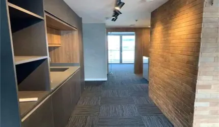Duas Salas comerciais a venda com 39,50m² cada uma - Próximo a Estação do Morumbi