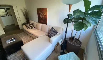 Apartamento a venda no Alto da Boa Vista, com 216 m2, 3 salas, 3 suítes, 3 vagas e muito jardim