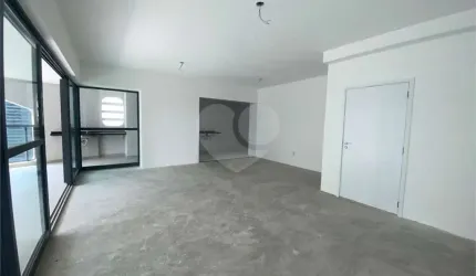 Apartamento novo, com 4 quartos (2 suítes), 196 m2, a venda no Condomínio Parque da Cidade