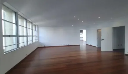 Apartamento à venda com 3 quartos, 1 suíte e 3 vagas em Higienópolis