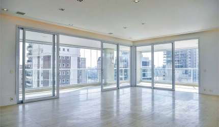 Apartamento em andar alto, com apenas uma unidade por andar, 4 suítes, varanda gourmet, 4 vagas