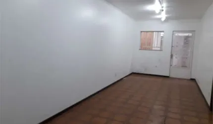 Casa residencial ou comercial na Rua Vereador José Diniz