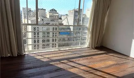 Apartamento de 3 quartos com deck varanda fechada e churrasqueira na área gourmet, em Santa Cecília