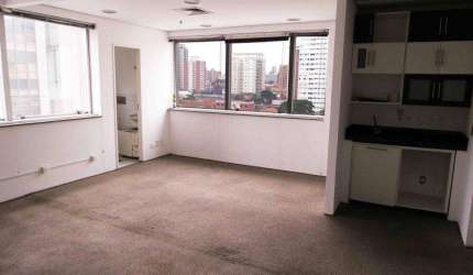 Salas comerciais á venda em Chácara Santo Antônio, São Paulo - SP
