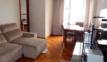 Apartamento à venda na Aclimação