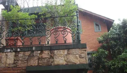 Casa à venda na Aclimação!