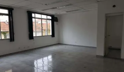 Sala comercial no coração da Chácara Santo Antonio